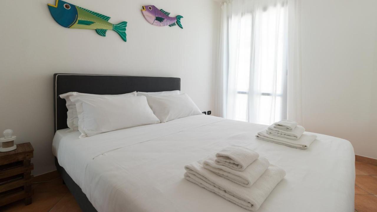 Italianway - Ottoventi Apartments 兰佩杜萨 外观 照片
