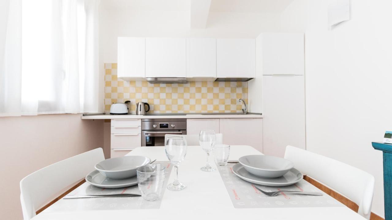 Italianway - Ottoventi Apartments 兰佩杜萨 外观 照片