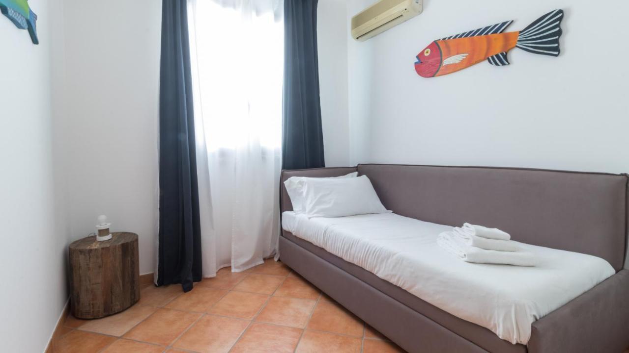 Italianway - Ottoventi Apartments 兰佩杜萨 外观 照片
