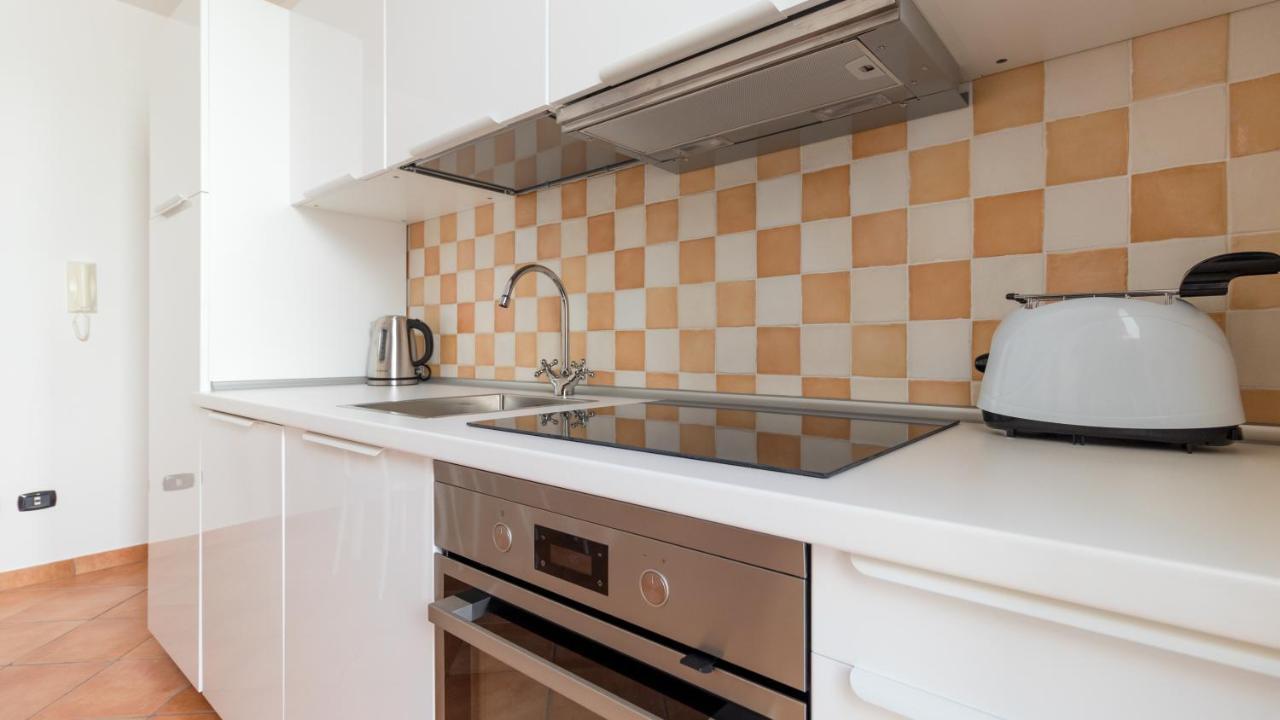 Italianway - Ottoventi Apartments 兰佩杜萨 外观 照片