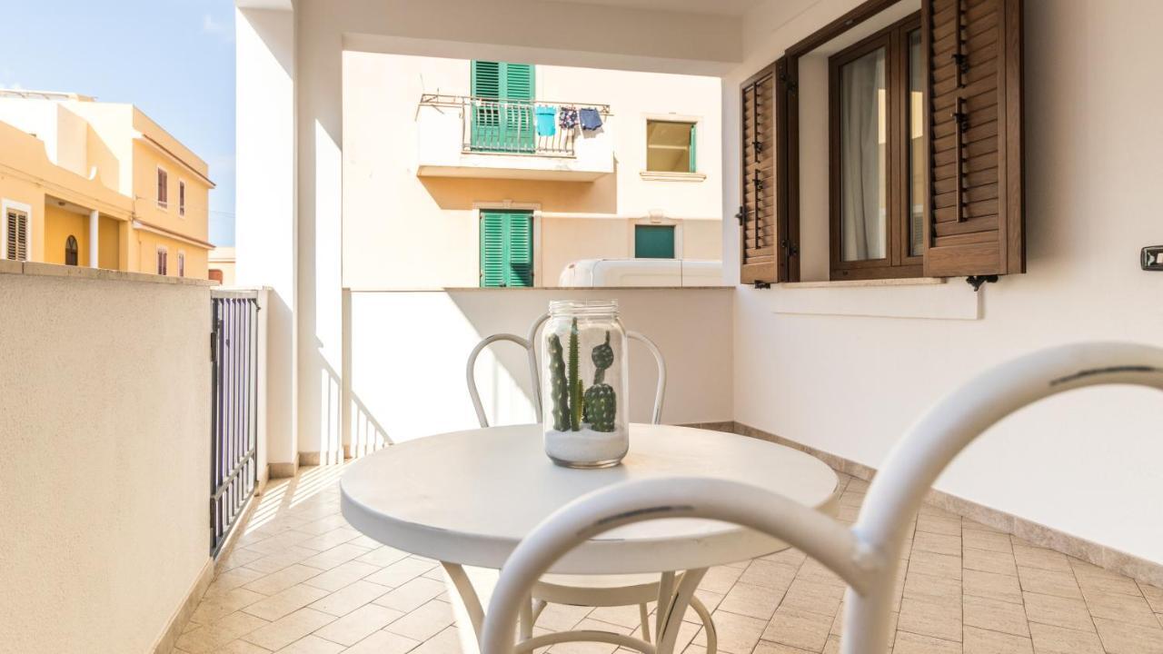 Italianway - Ottoventi Apartments 兰佩杜萨 外观 照片